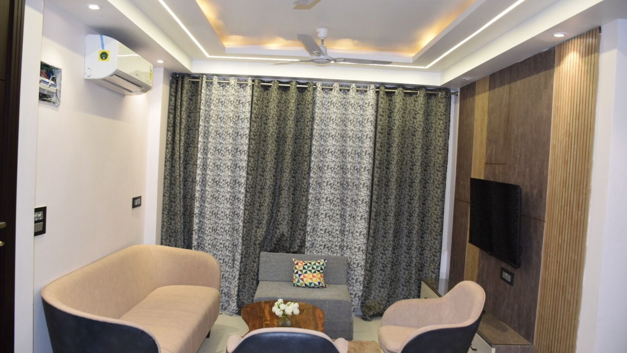 Photo of Livingroom in Tapovan