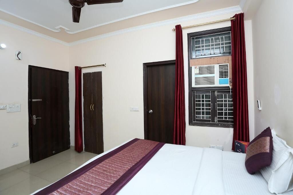 Photo of Bedroom in Mahipalpur