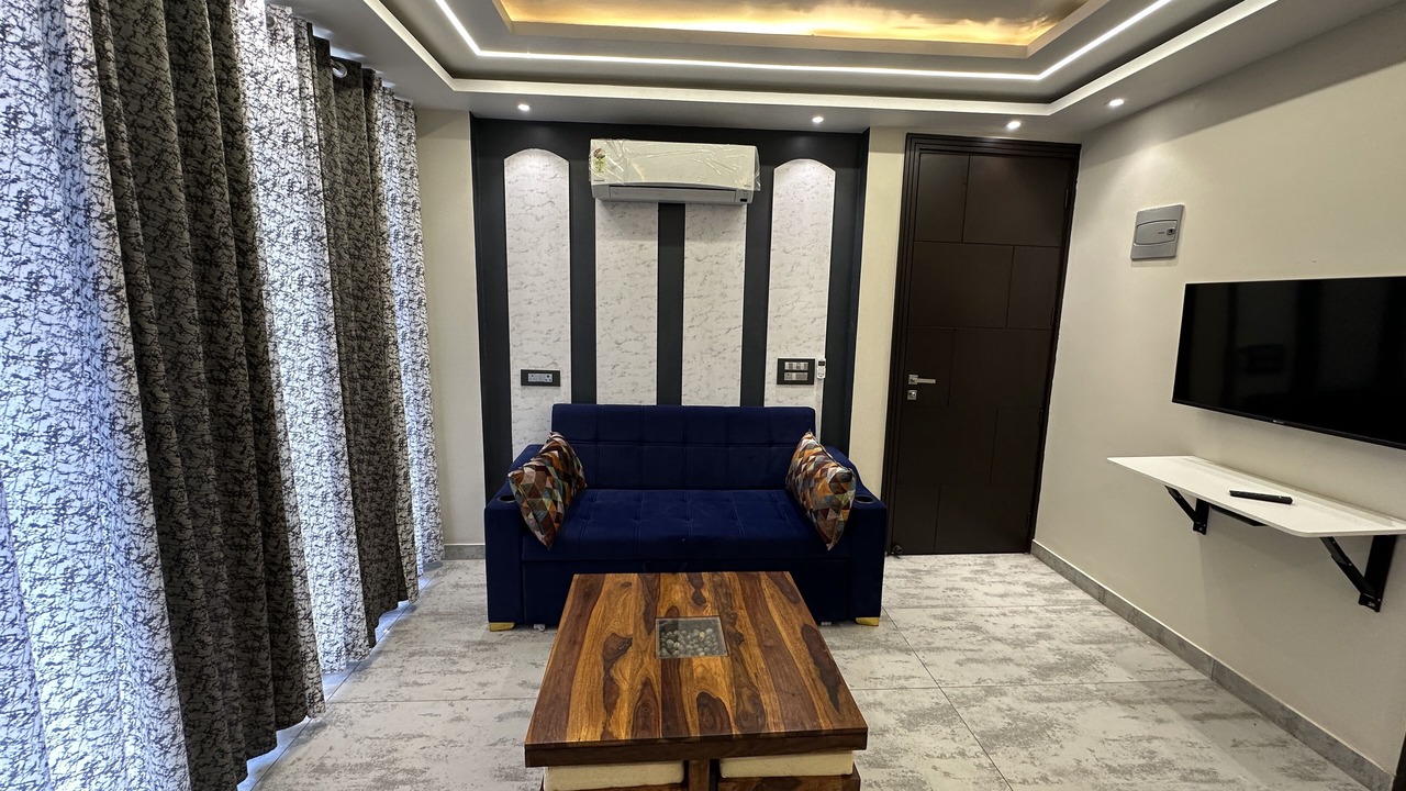 Photo of Livingroom in Tapovan