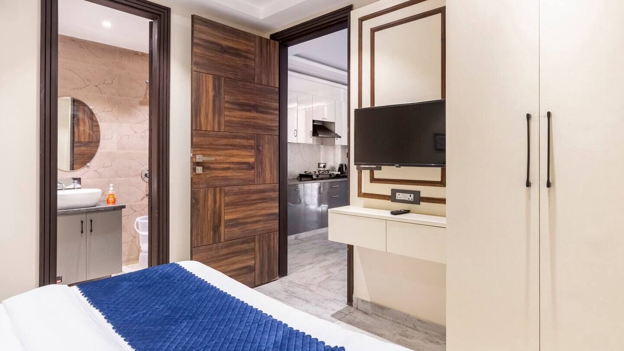 Photo of Bedroom in Tapovan