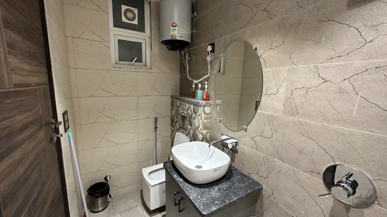 Photo of Bathroom in Tapovan
