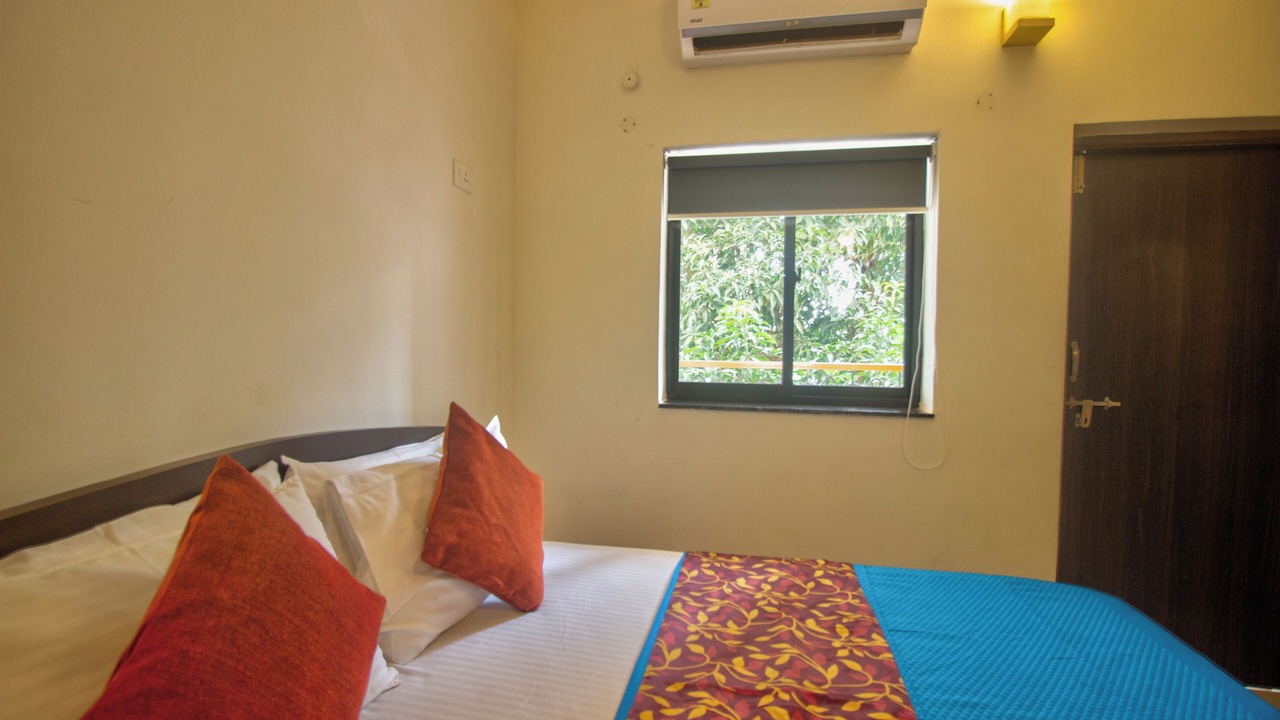 Photo of Bedroom in Candolim