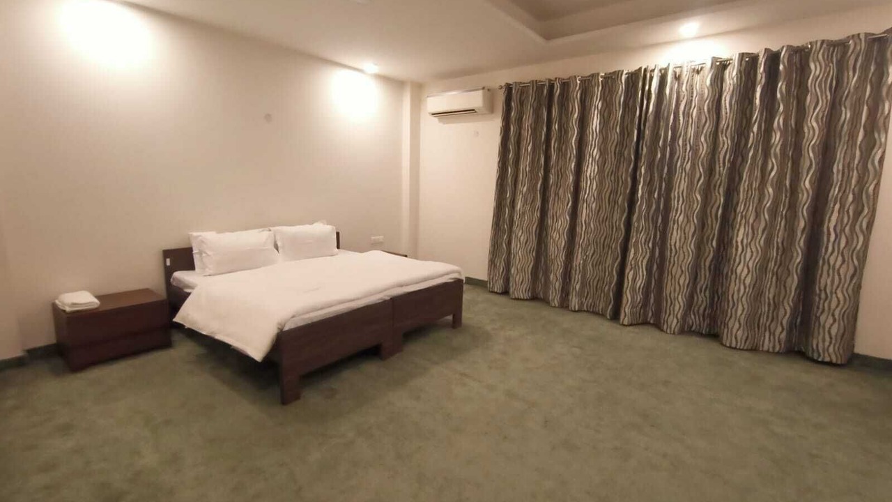 Photo of Bedroom in Ghata