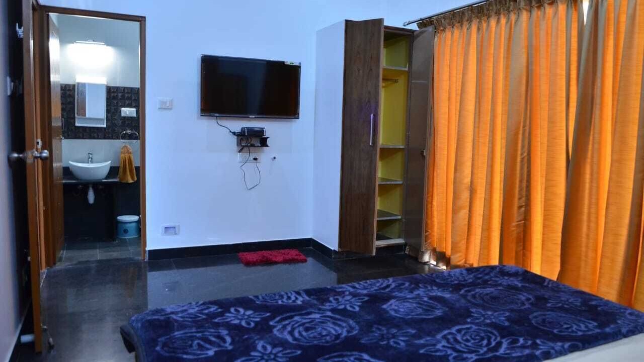 Photo of Bedroom in Kodaikanal
