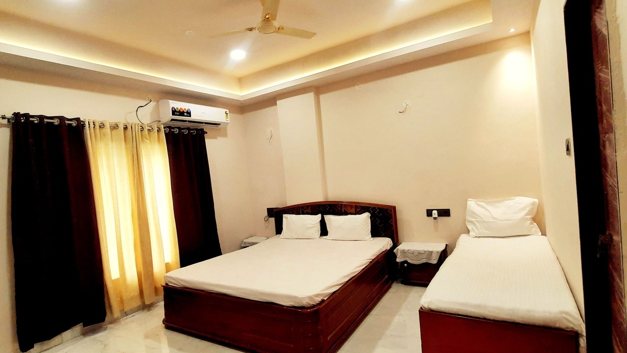 Photo of Bedroom in Shirdi