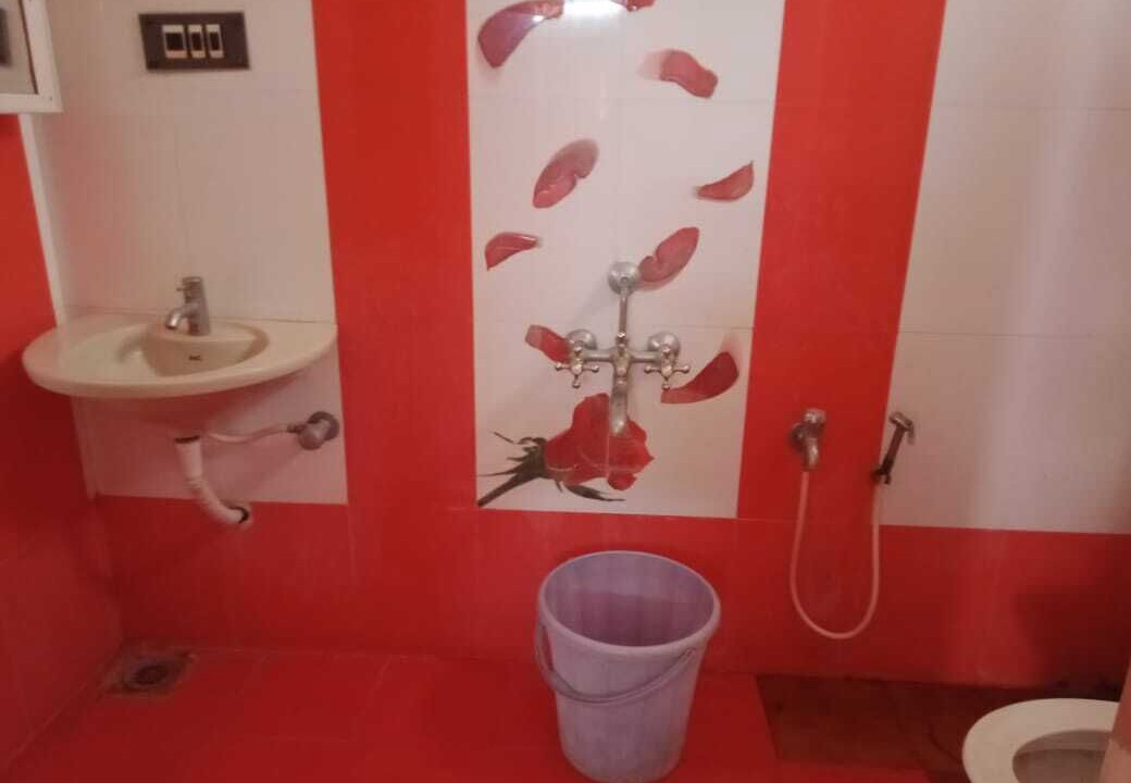 Photo of Bathroom in Kanathur