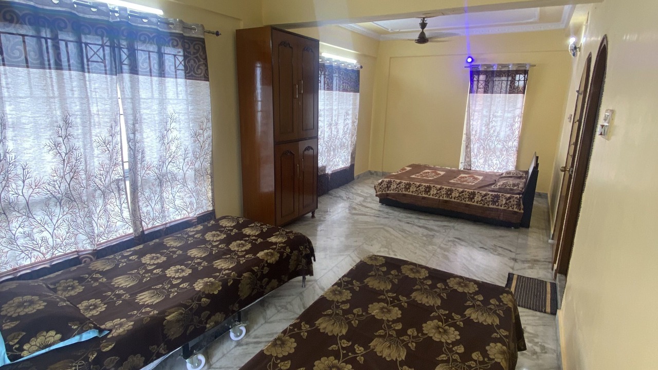 Photo of Bedroom in Sealdah