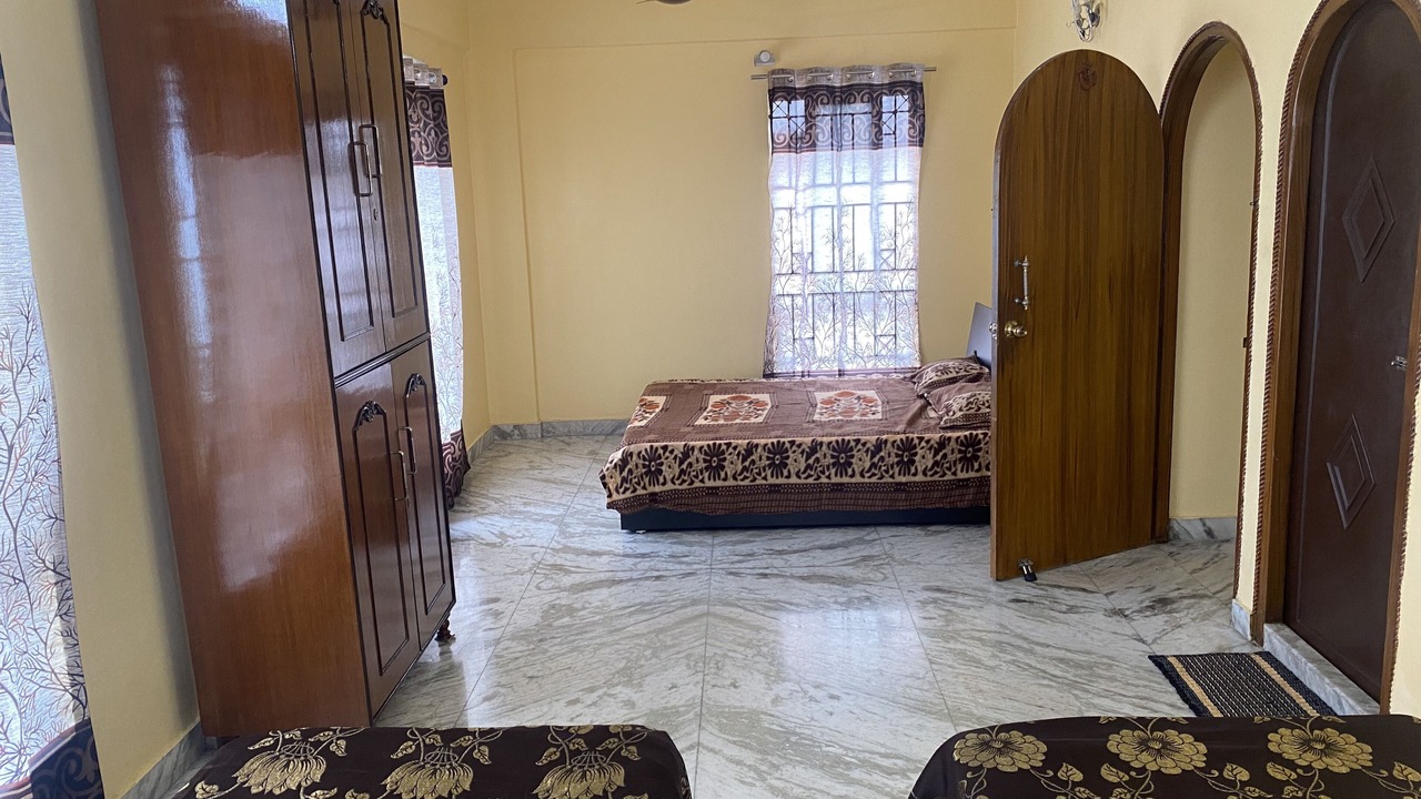 Photo of Bedroom in Sealdah