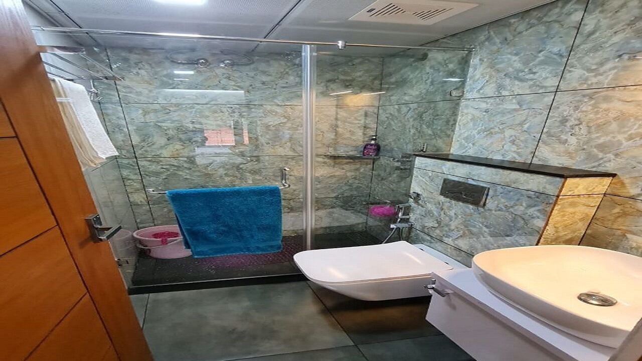 Photo of Bathroom in Kuttattukulam