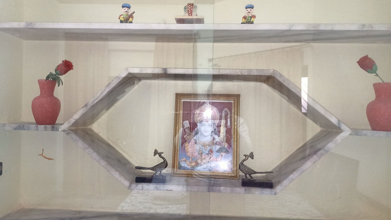 Photo of Others in Gayariawas
