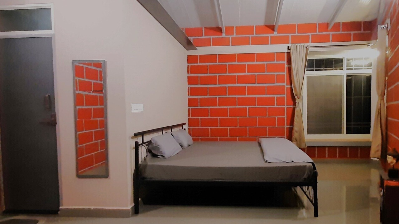 Photo of Bedroom in Somvarpet