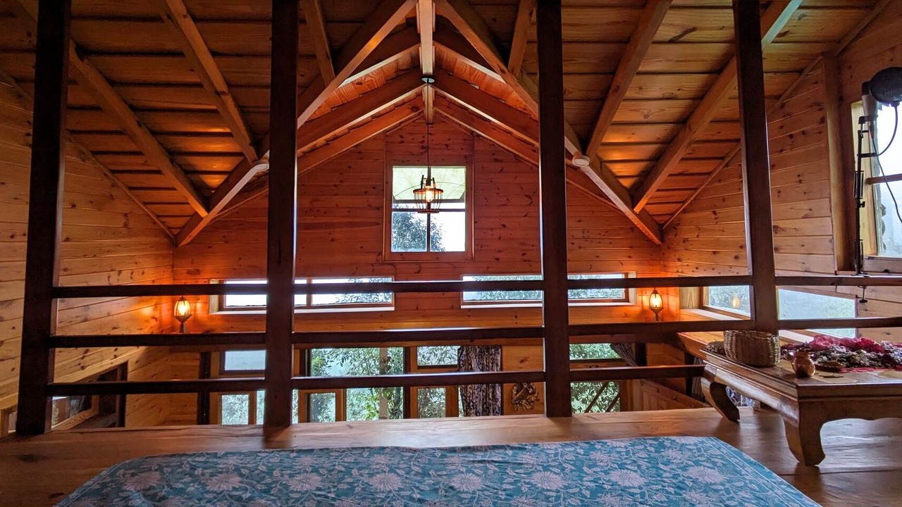Photo of Bedroom in Mukteshwar
