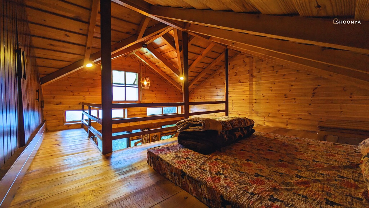 Photo of Bedroom in Mukteshwar