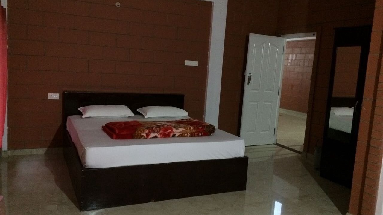 Photo of Bedroom in Ooty