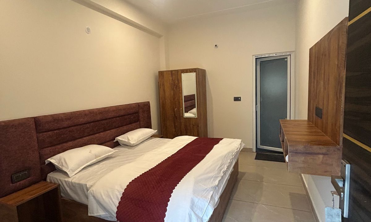 Photo of Bedroom in Tapovan