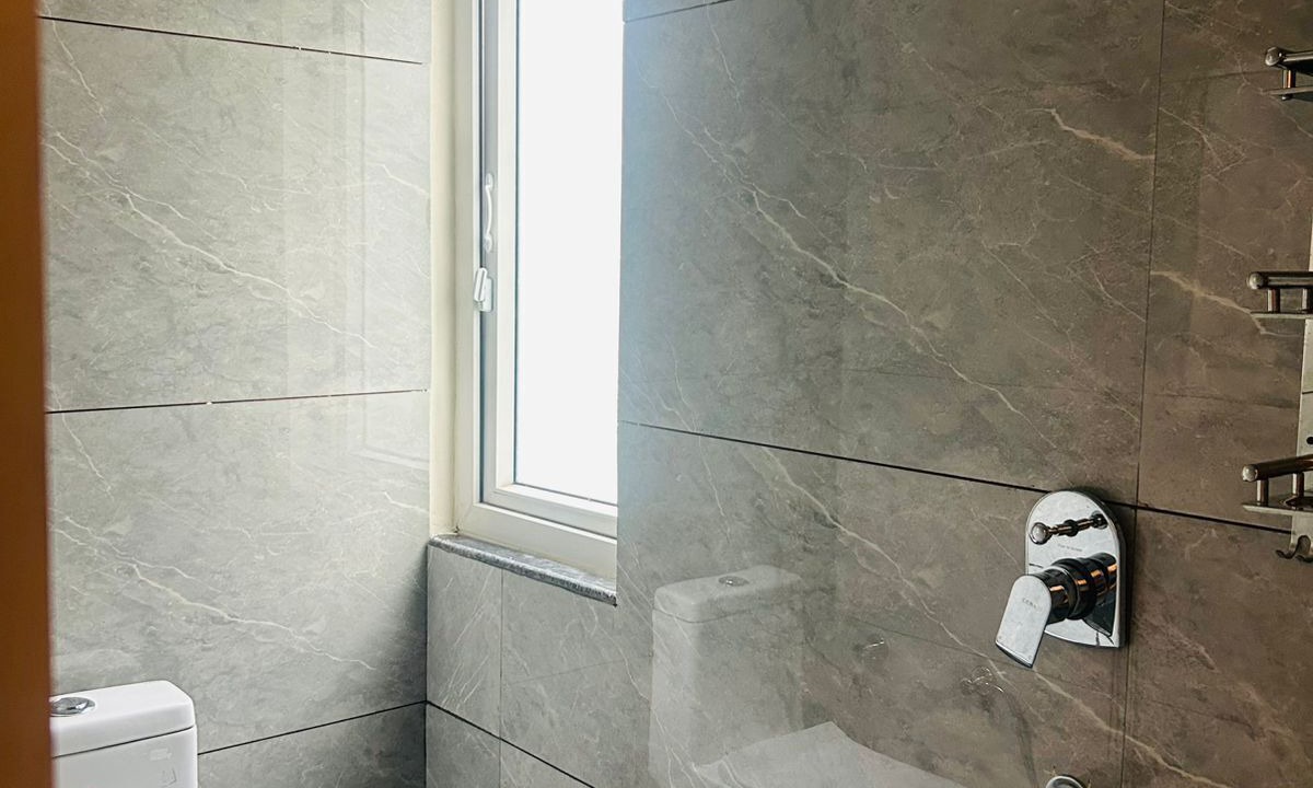 Photo of Bathroom in Tapovan