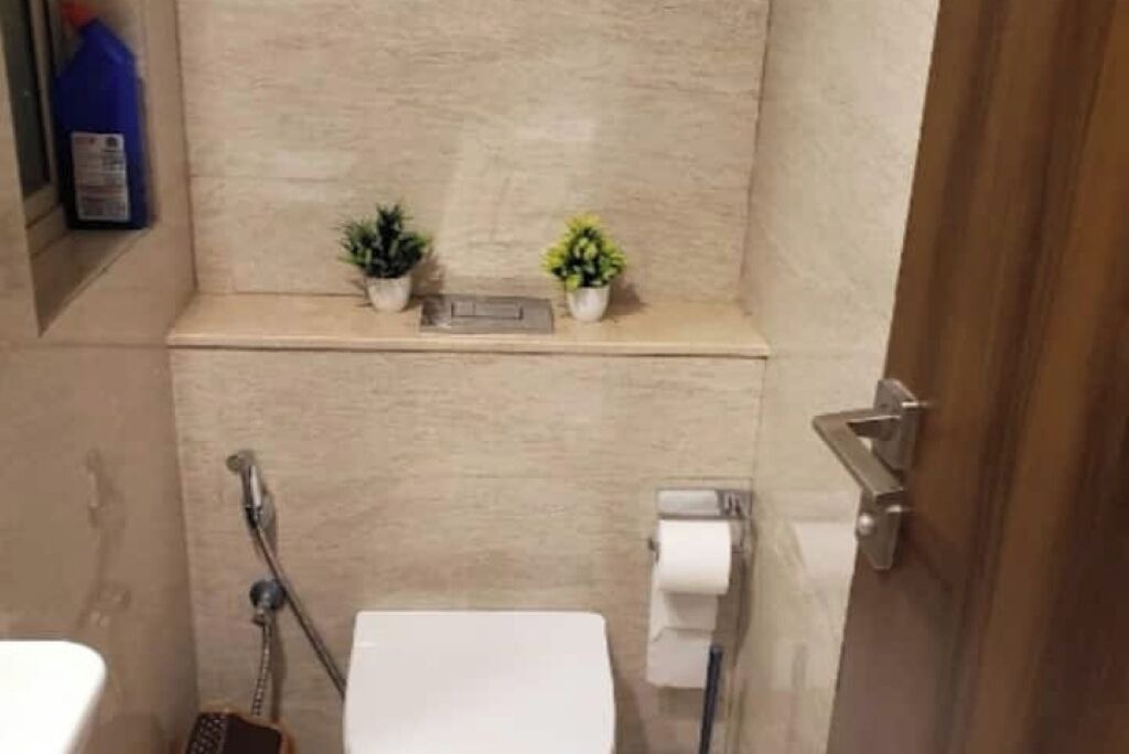 Photo of Bathroom in Hiranandani Gardens