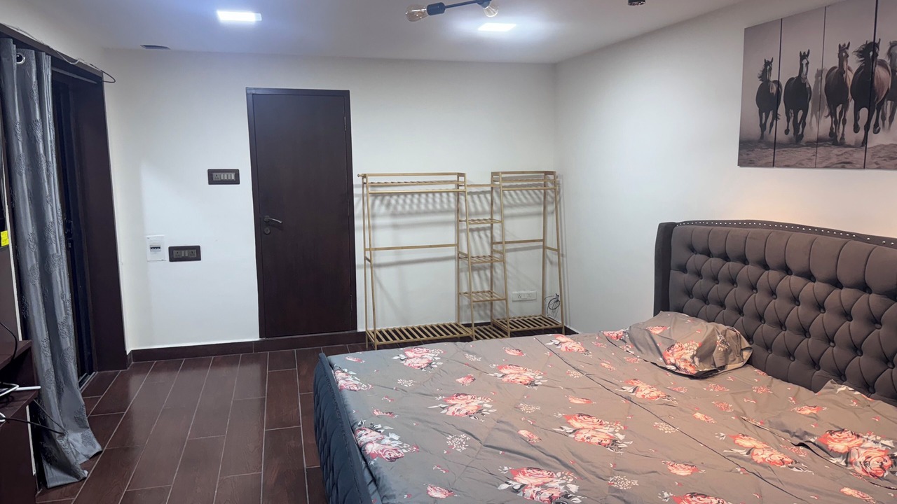 Photo of Bedroom in Teynampet