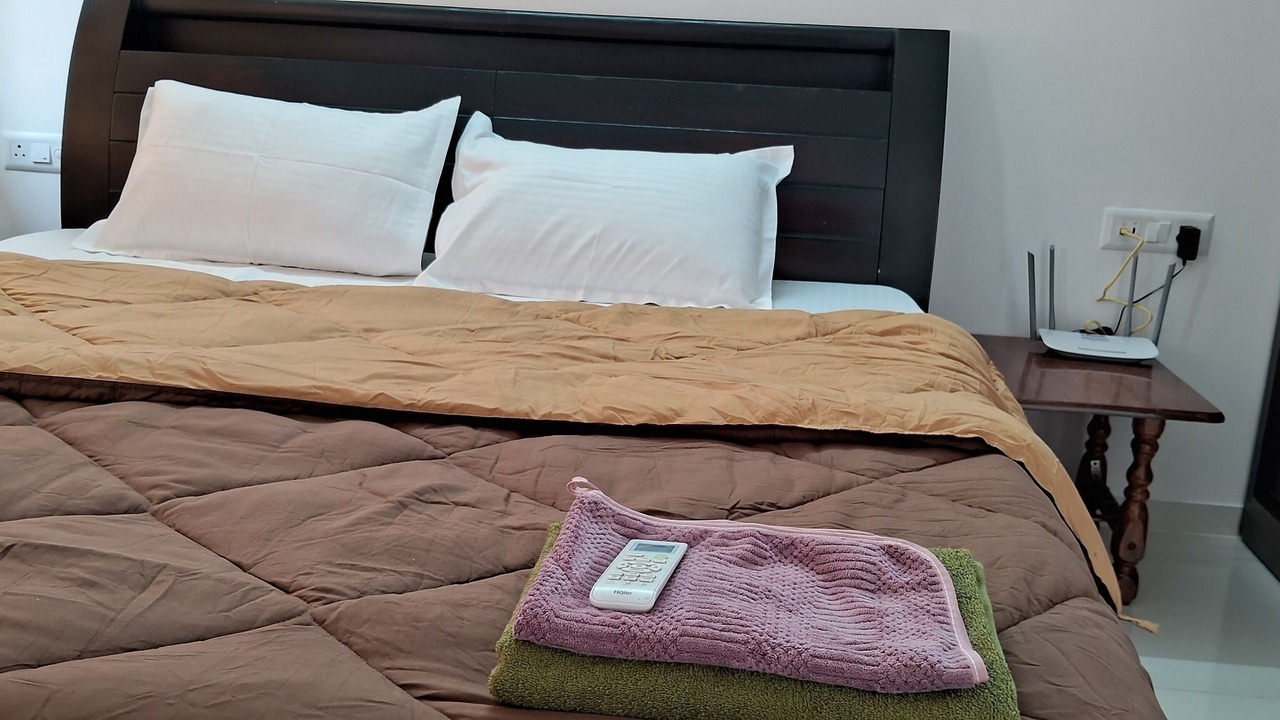 Photo of Bedroom in Hadapsar