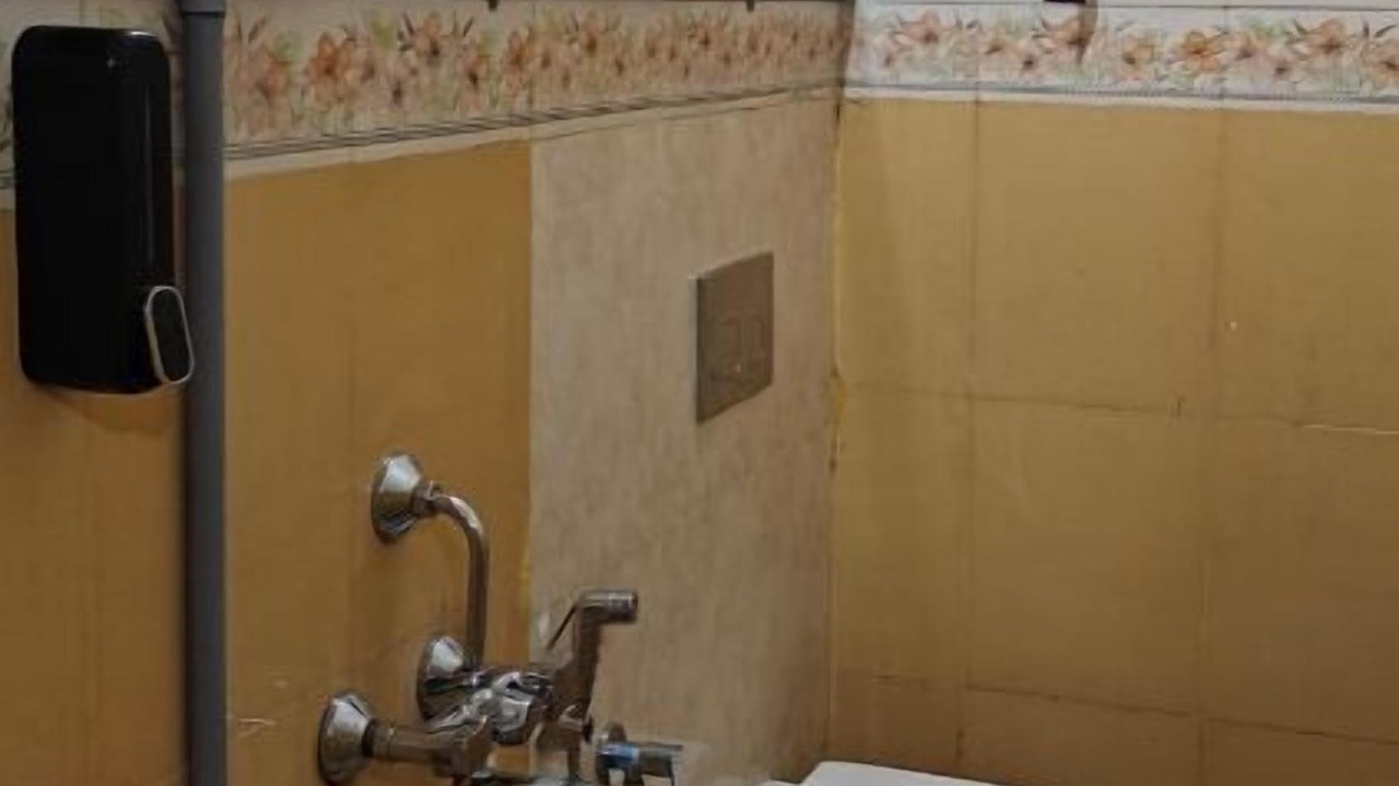 Photo of Bathroom in Kumbakonam