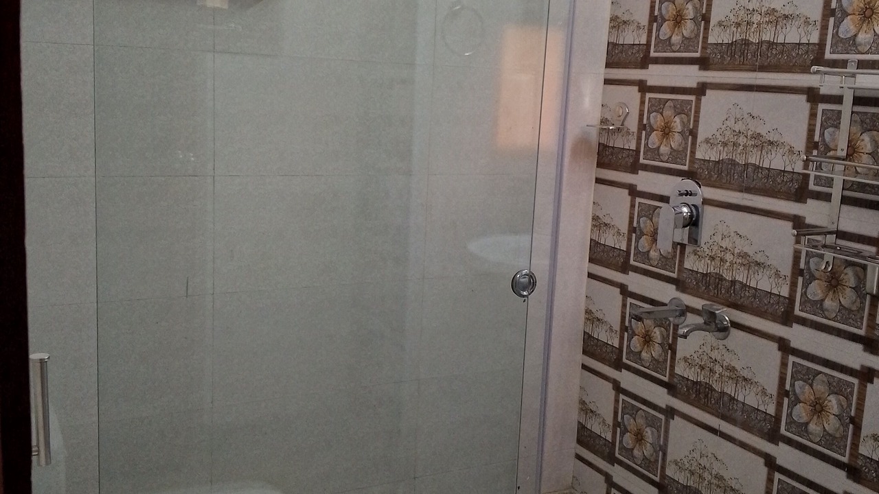 Photo of Bathroom in Tilak Nagar