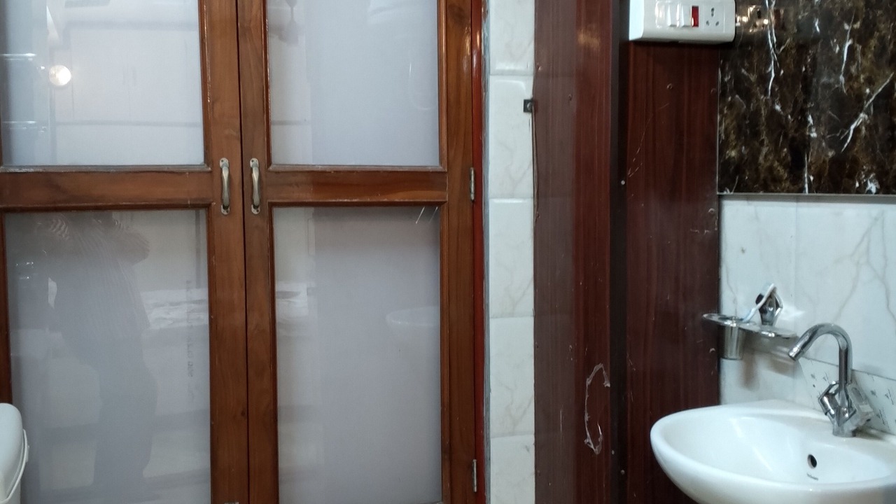 Photo of Bathroom in Tilak Nagar