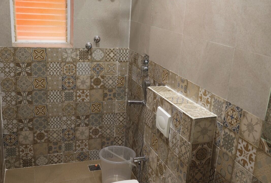 Photo of Bathroom in Injambakkam