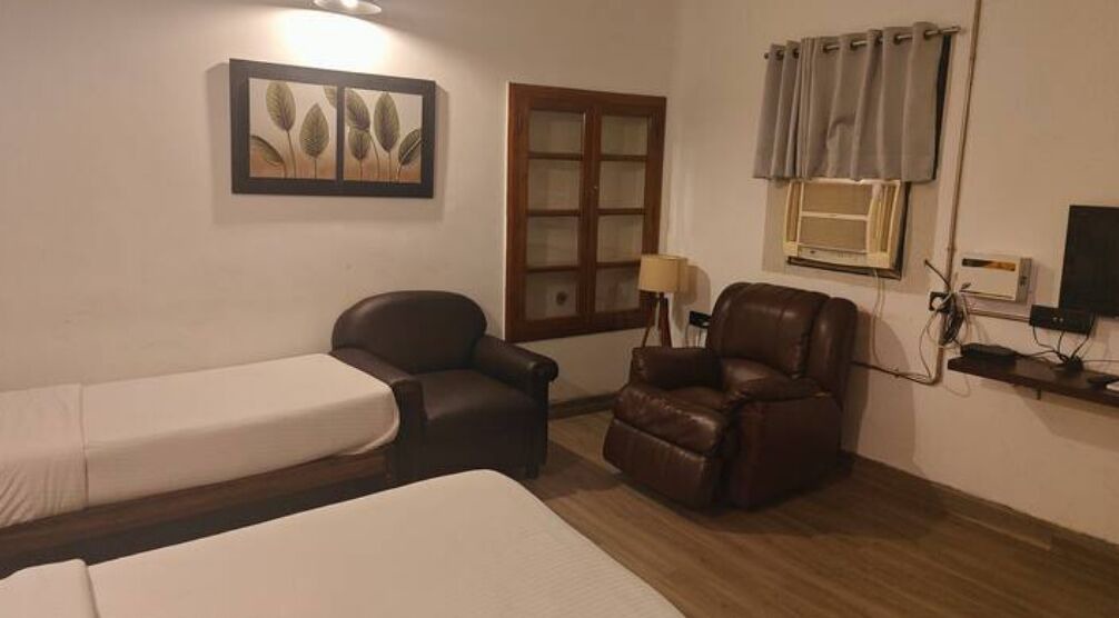 Photo of Bedroom in Royapettah
