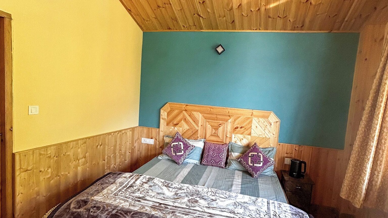 Photo of Bedroom in Manali