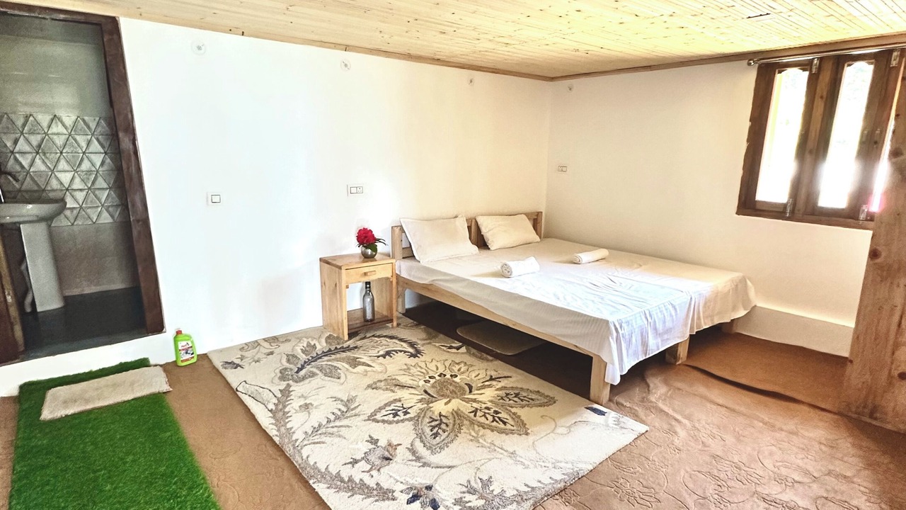 Photo of Bedroom in Kharsali