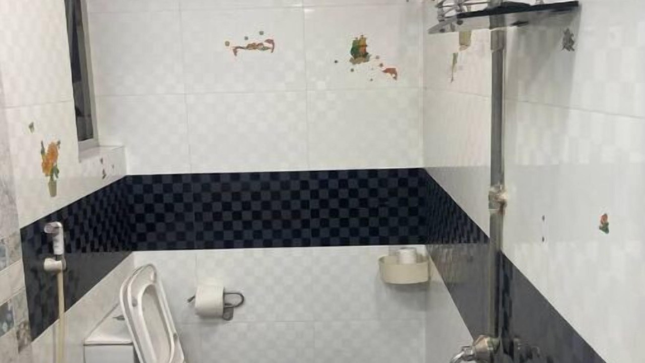 Photo of Bathroom in Park Street
