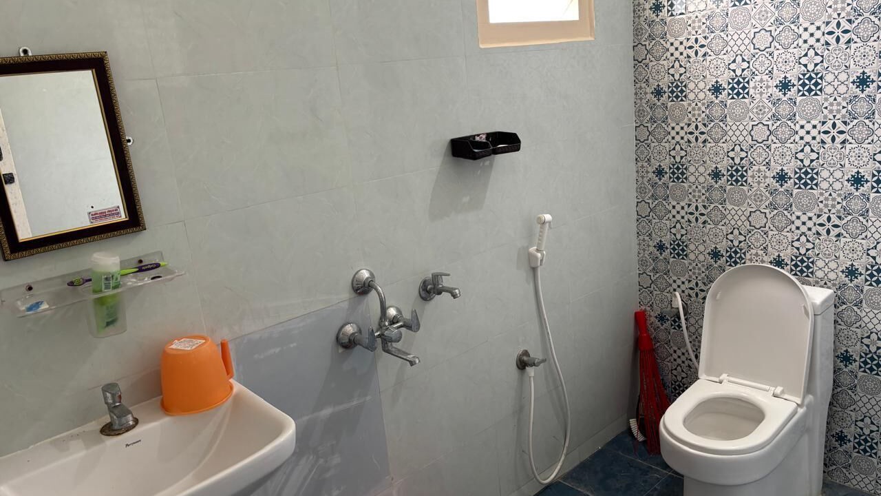 Photo of Bathroom in Tiruchirappalli