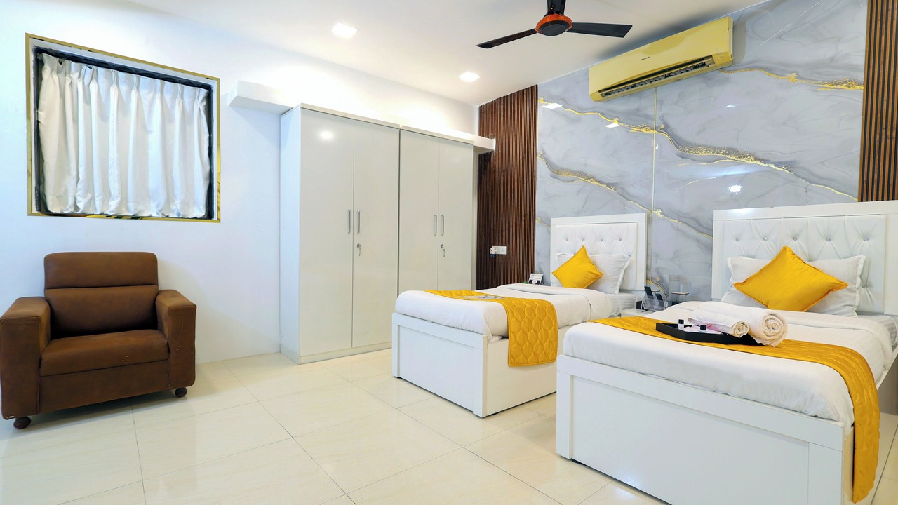 Photo of Bedroom in Kandivali East