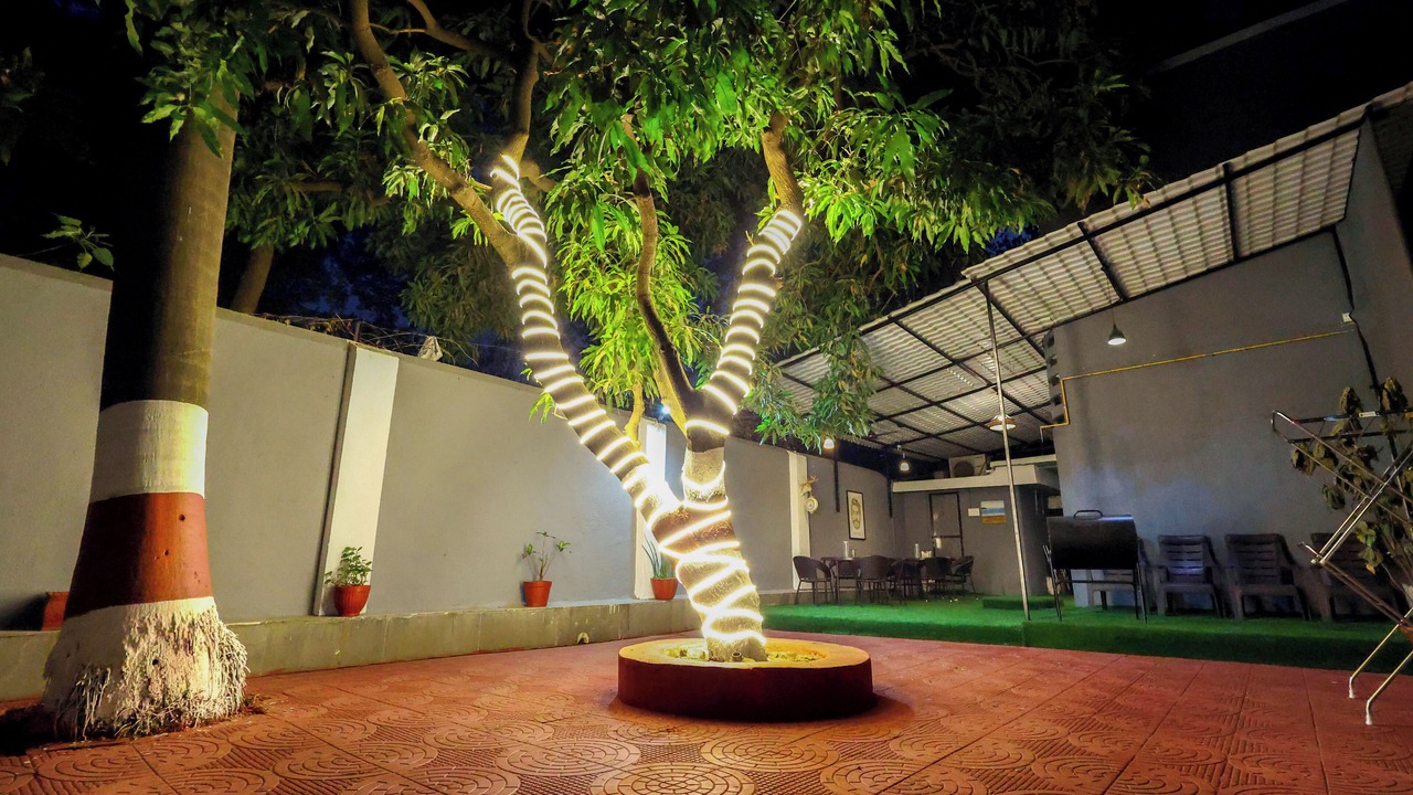 Photo of Outdoor in Kandivali East