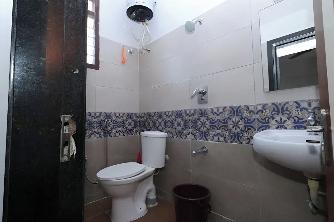 Photo of Bathroom in Perambur Purasavakam