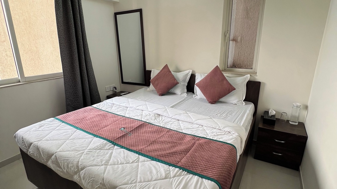 Photo of Bedroom in Malad East