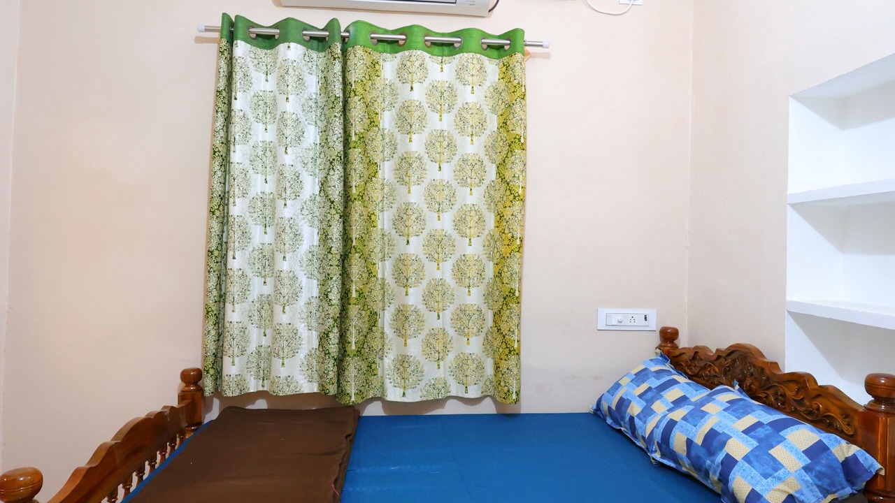 Photo of Bedroom in White Town