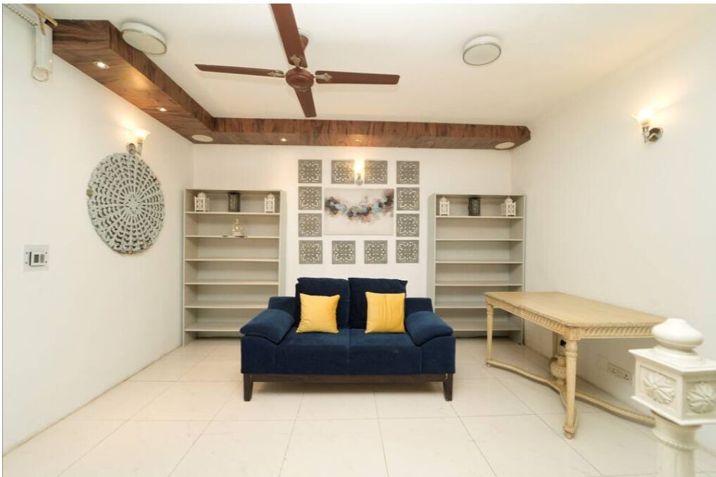 Photo of Livingroom in Defence Colony