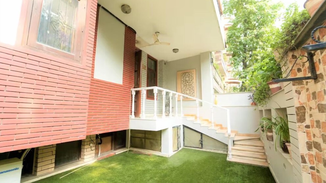 Photo of Outdoor in Defence Colony