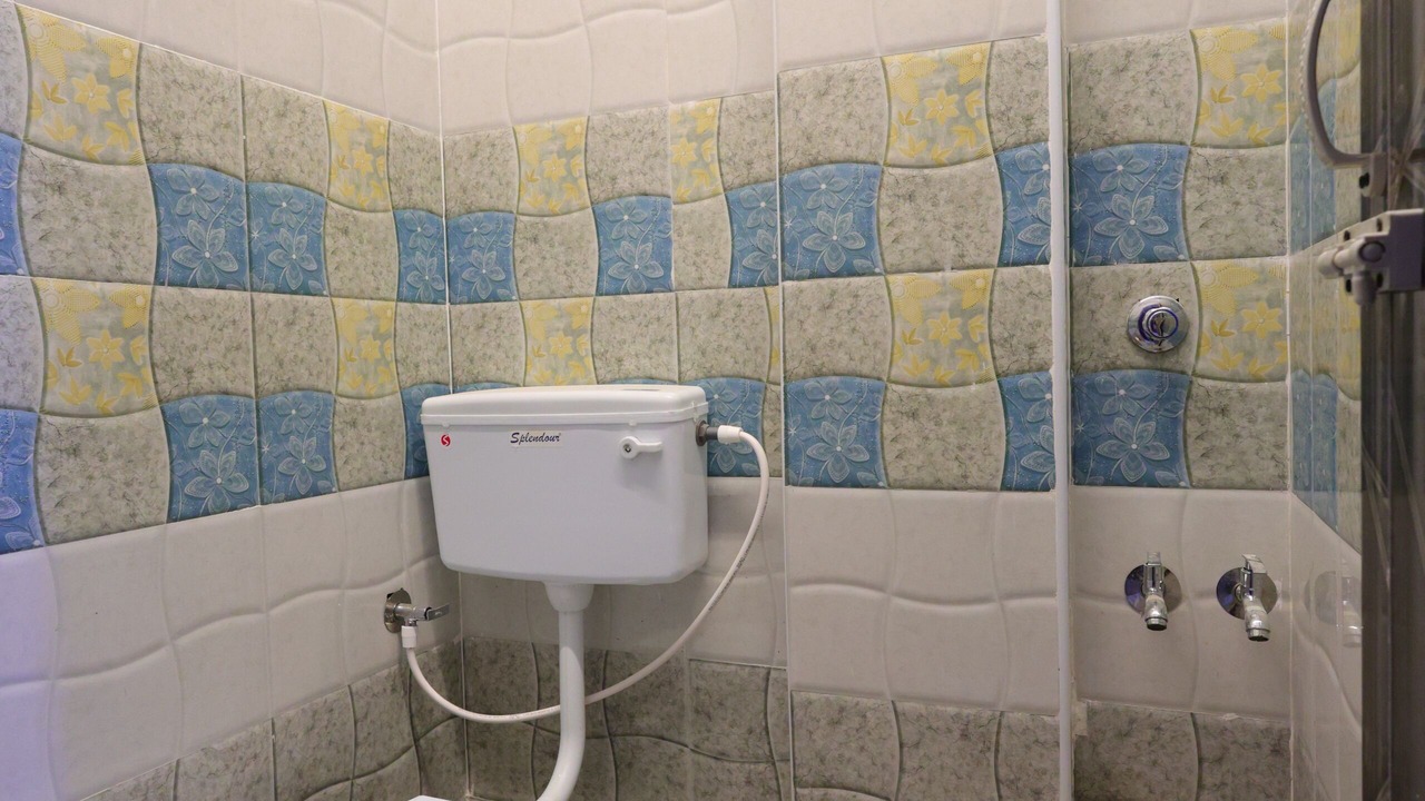 Photo of Bathroom in White Town