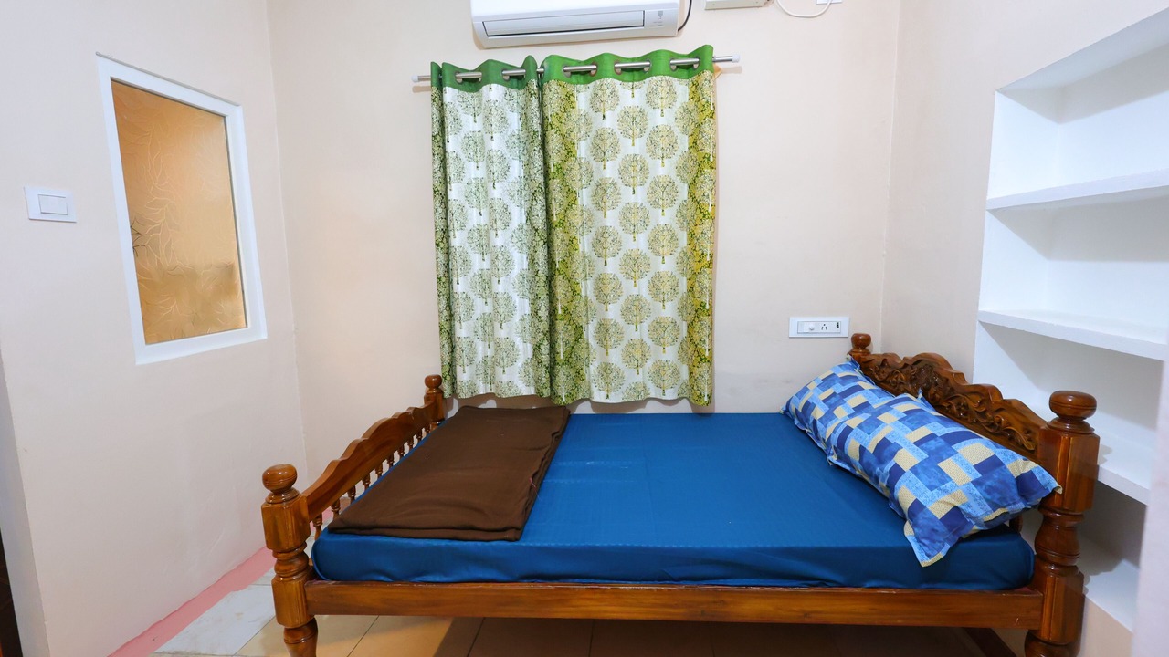 Photo of Bedroom in White Town