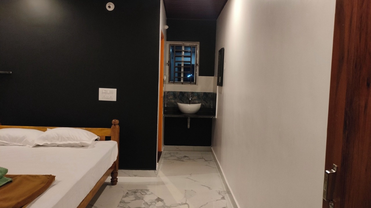 Photo of Bedroom in Hireguthi