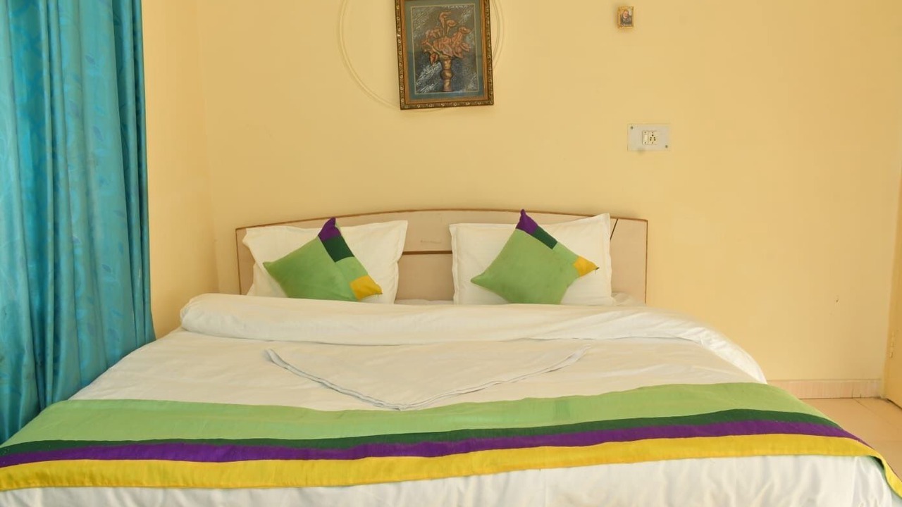 Photo of Bedroom in Bhimtal