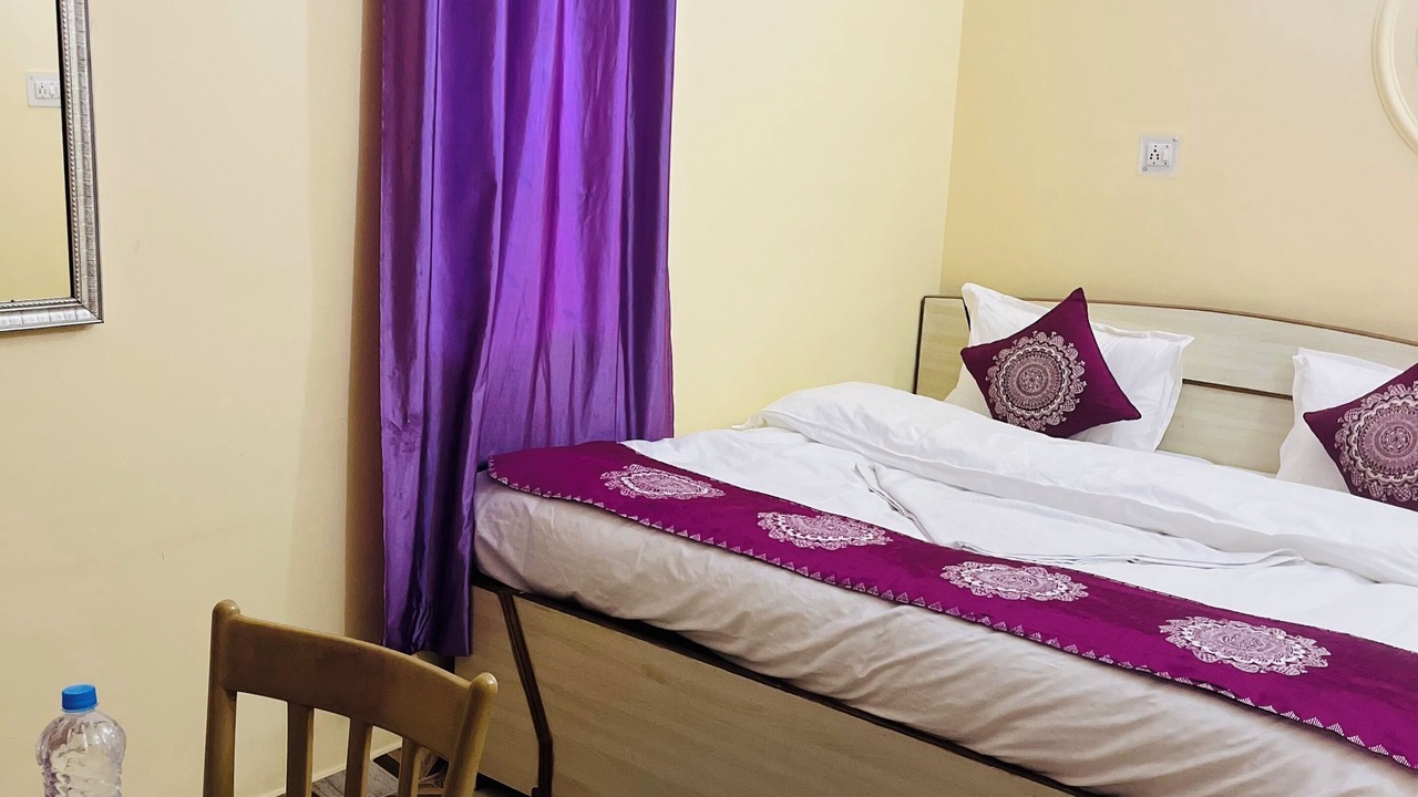 Photo of Bedroom in Bhimtal