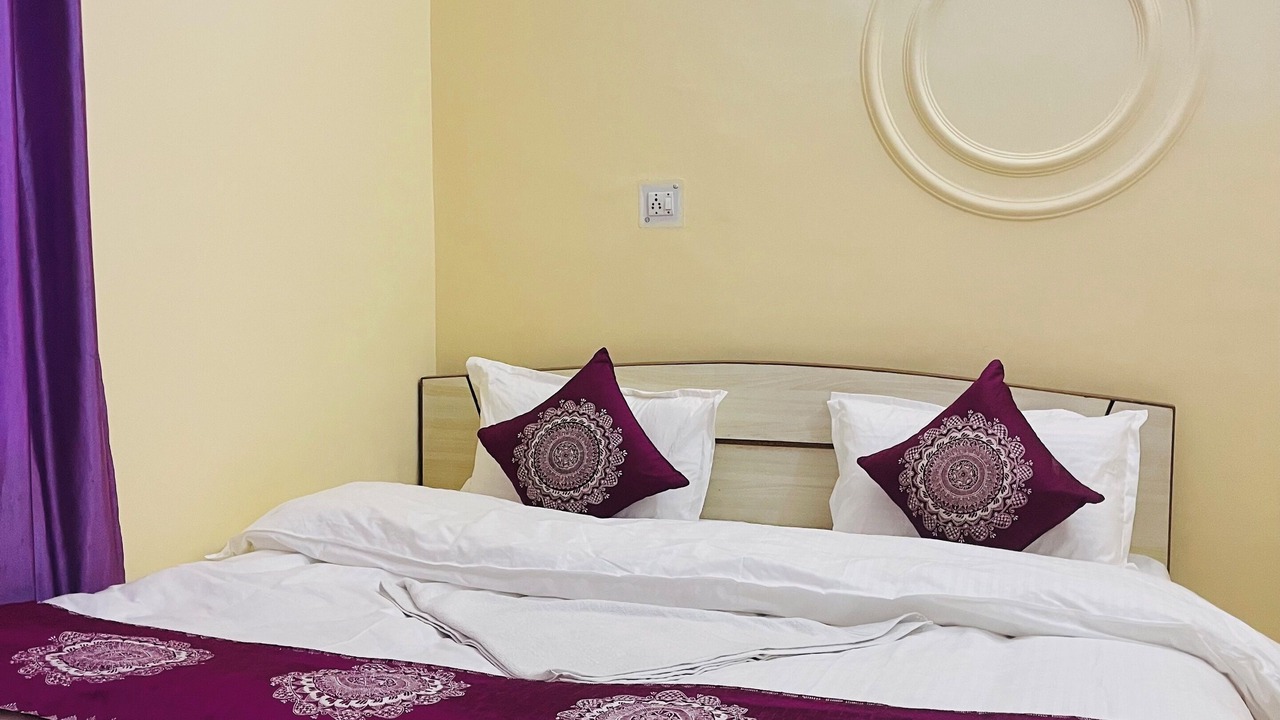 Photo of Bedroom in Bhimtal