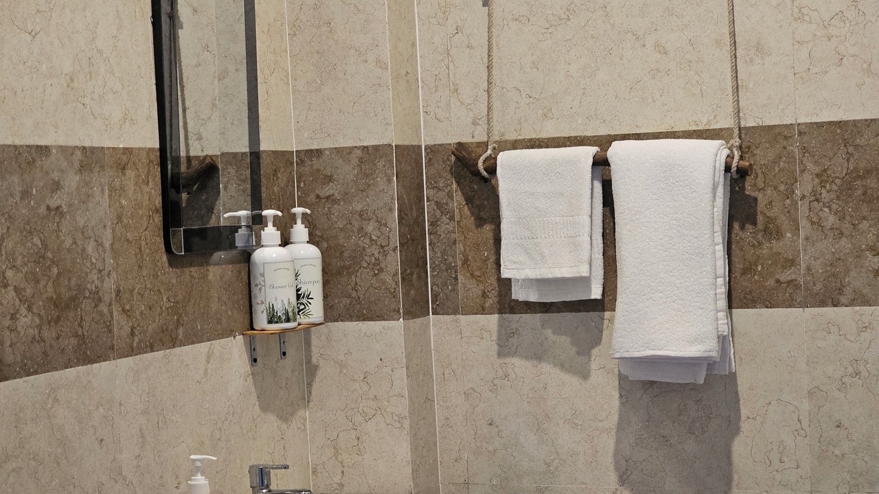 Photo of Bathroom in Tapovan