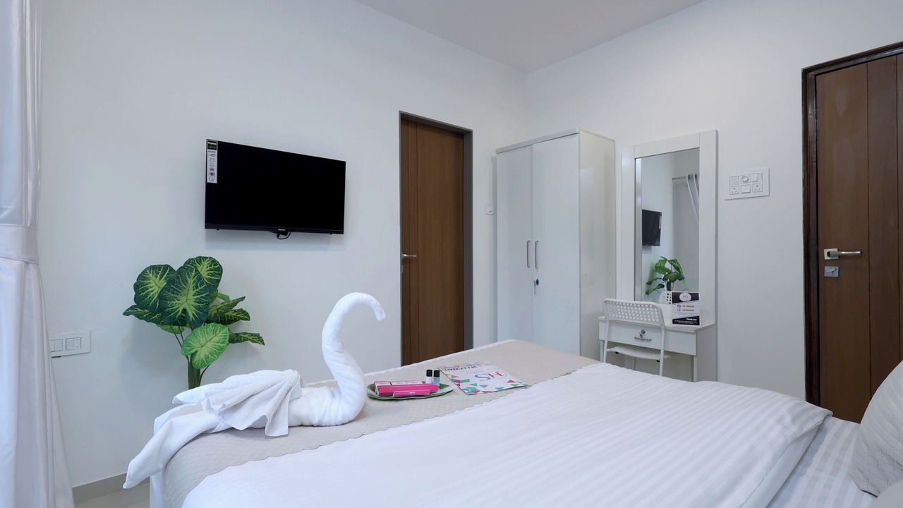 Photo of Bedroom in Borivali East