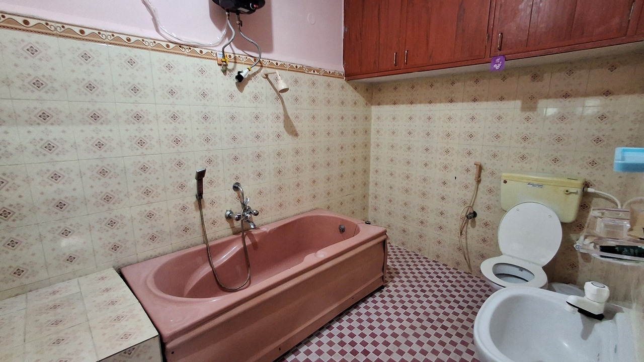 Photo of Bathroom in Kottakuppam