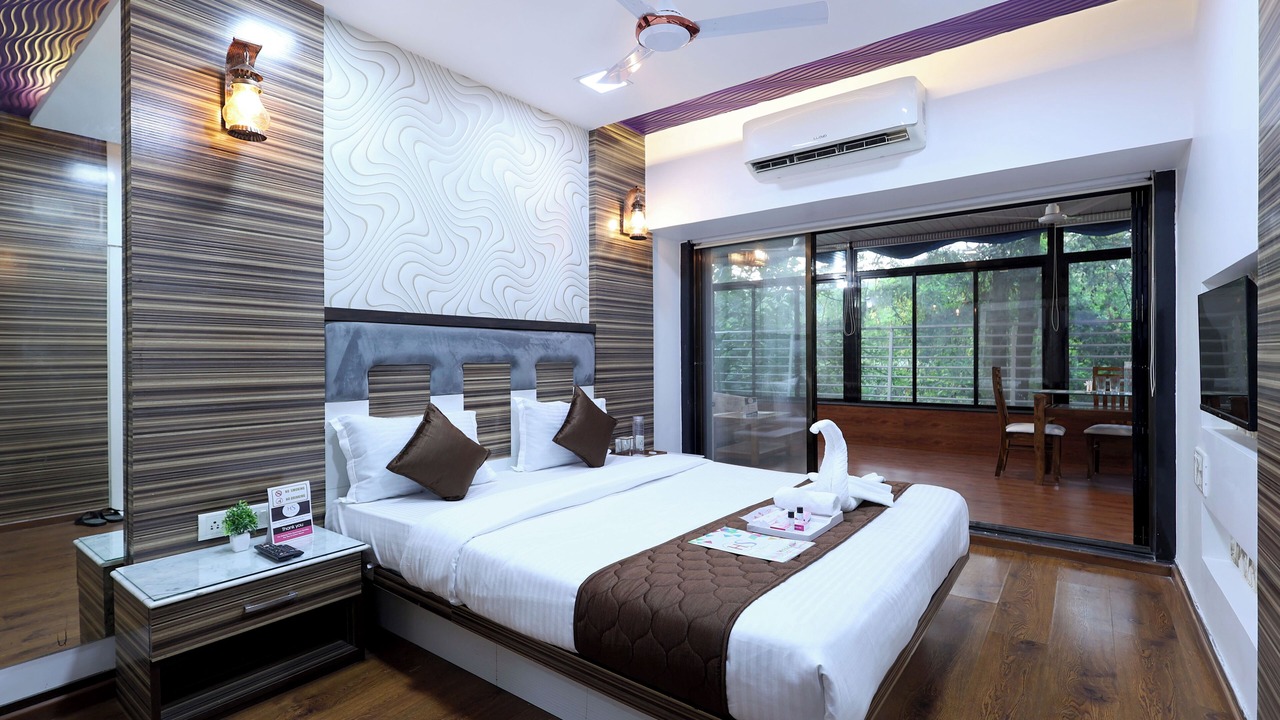 Photo of Bedroom in Kandivali East