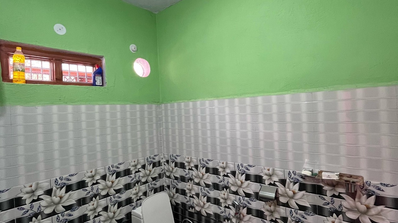 Photo of Bathroom in Dugalbitta